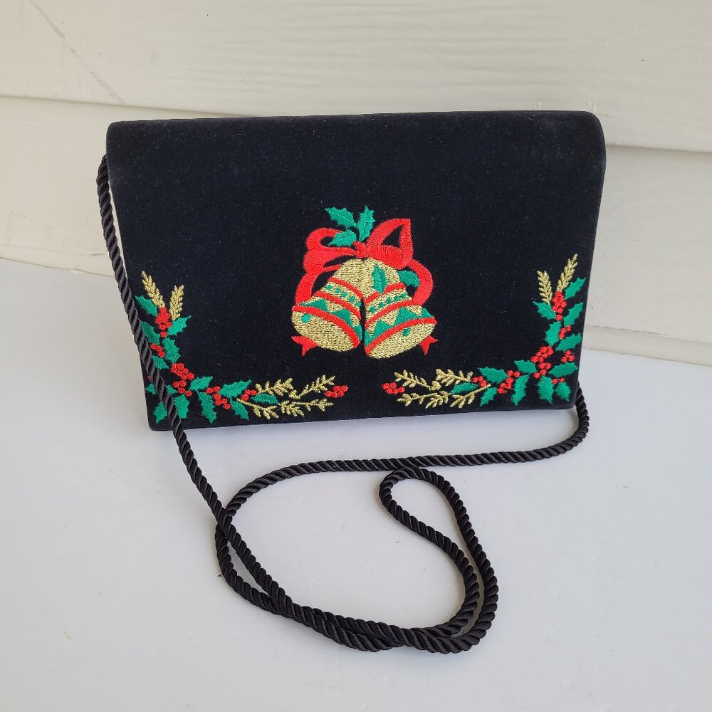 90s/ Y2K Christmas themed black velvet crossbody bag